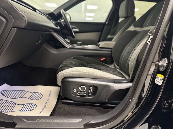 Used Land Rover Range Rover Velar 2018 for sale - 74126671: Photo 53