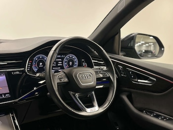 Used Audi Q8 2019 for sale - 79502499: Photo