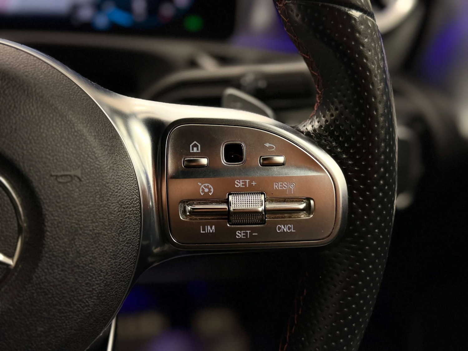 Used Mercedes-Benz A-Class 2018 for sale - 77329460: Photo 22