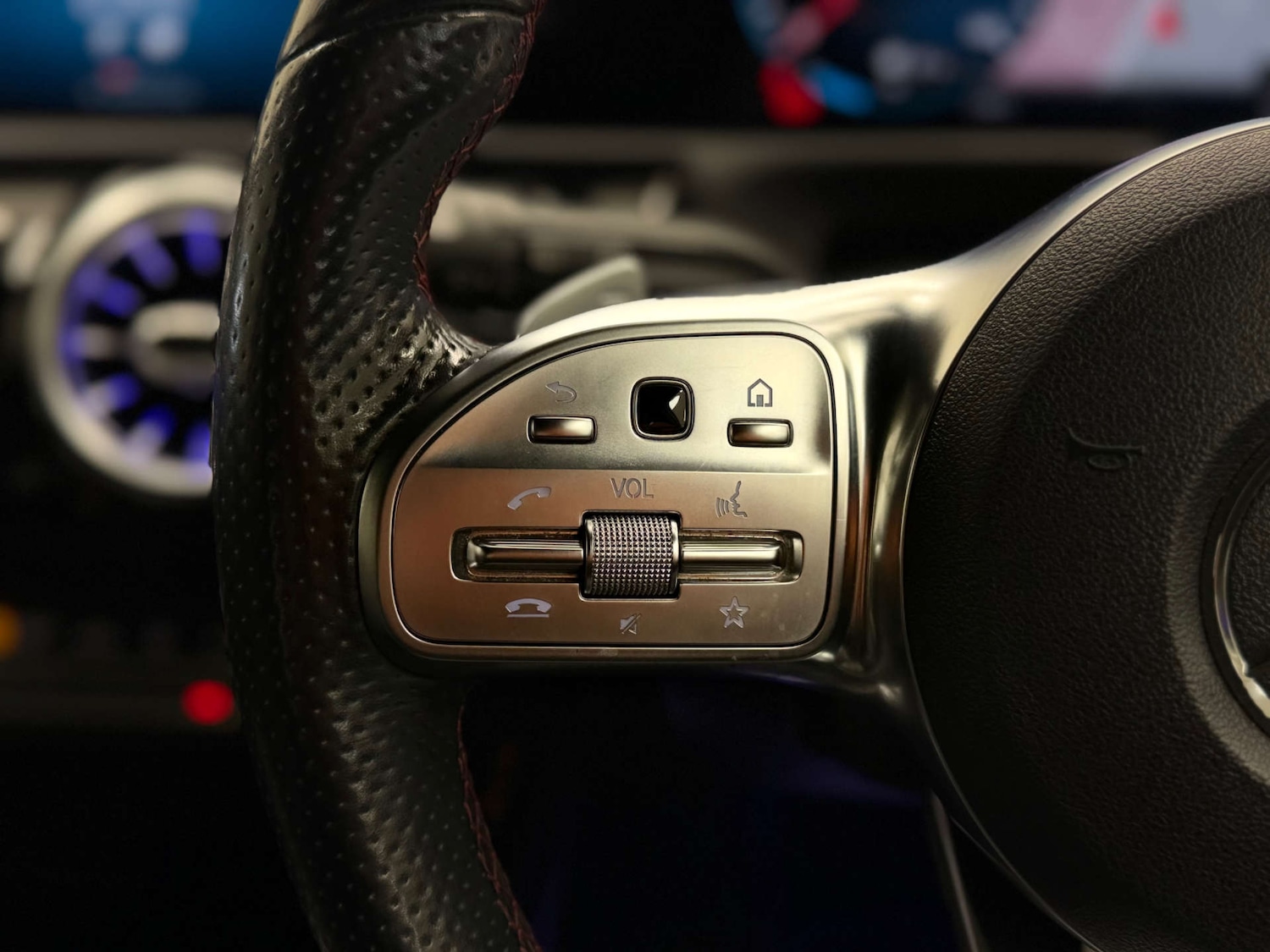 Used Mercedes-Benz A-Class 2018 for sale - 77329460: Photo 23