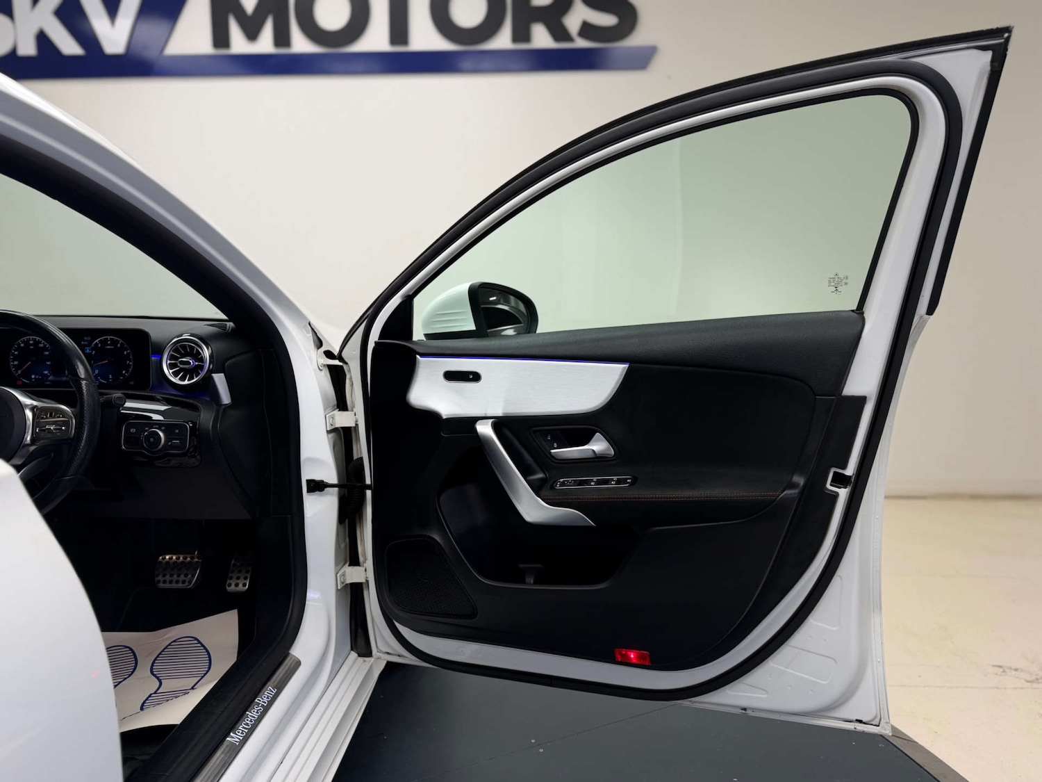 Used Mercedes-Benz A-Class 2018 for sale - 77329460: Photo 28