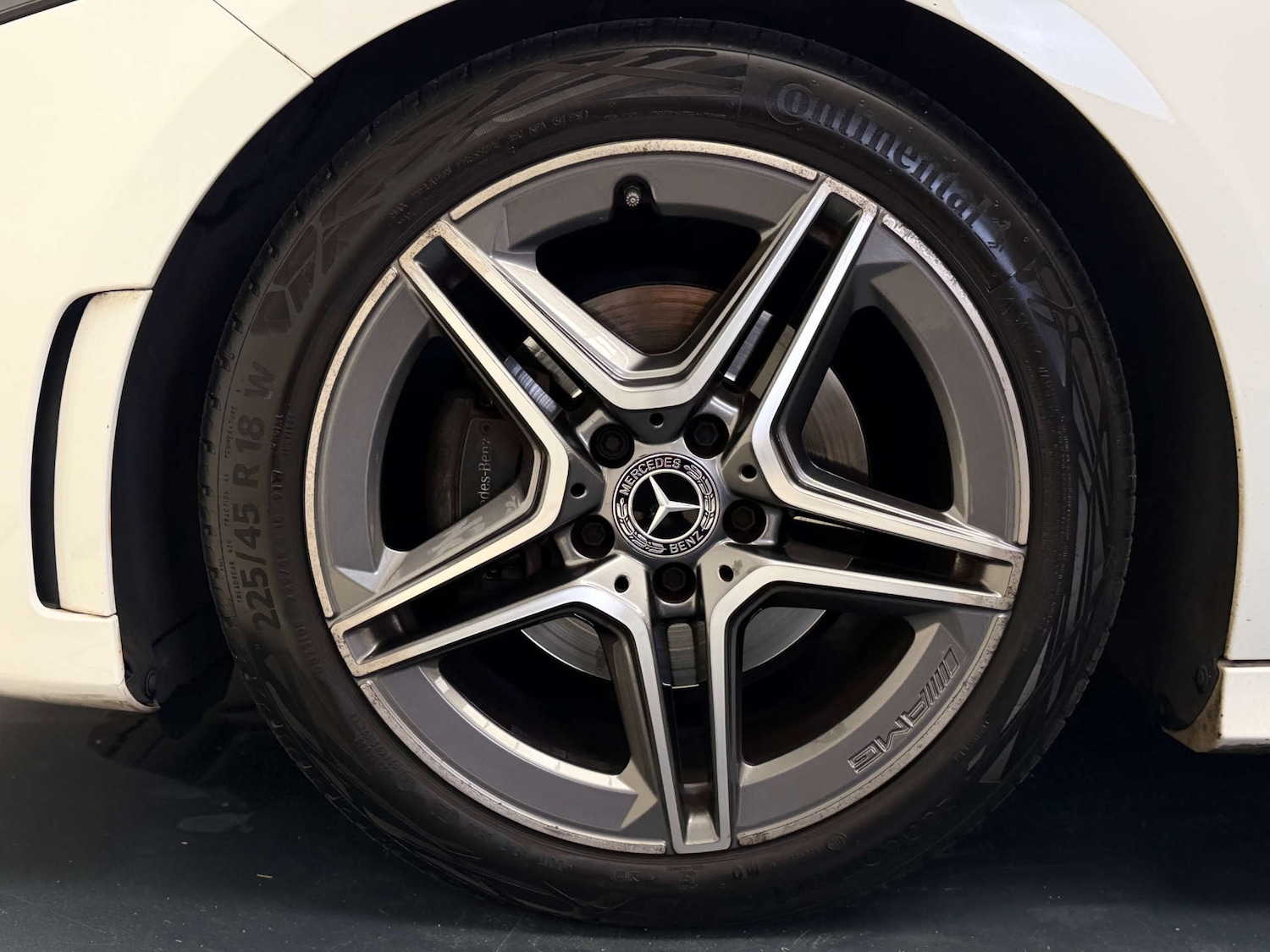 Used Mercedes-Benz A-Class 2018 for sale - 77329460: Photo 32