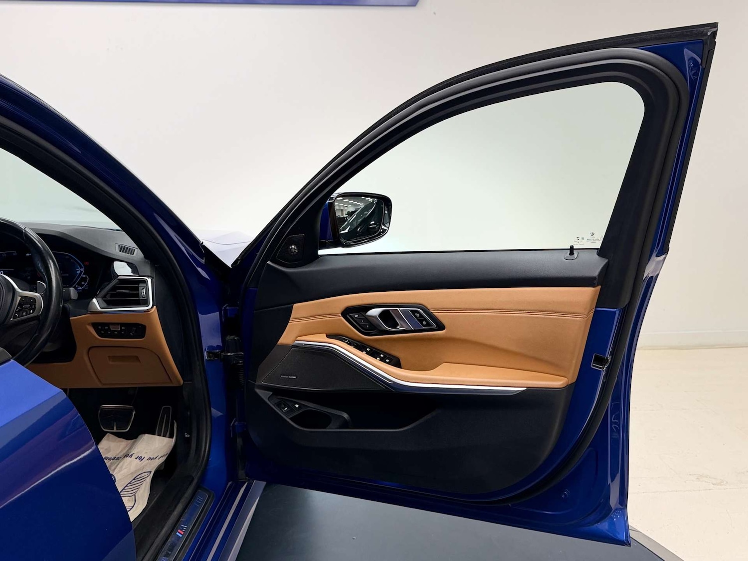 Used BMW 3 Series 2021 for sale - 77113490: Photo 28