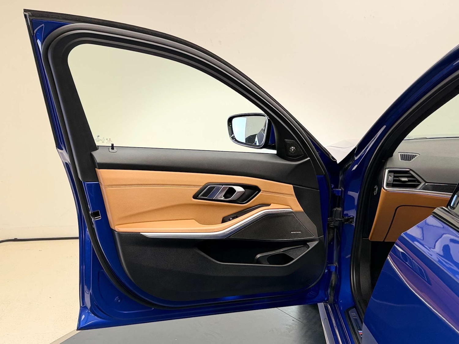 Used BMW 3 Series 2021 for sale - 77113490: Photo 30