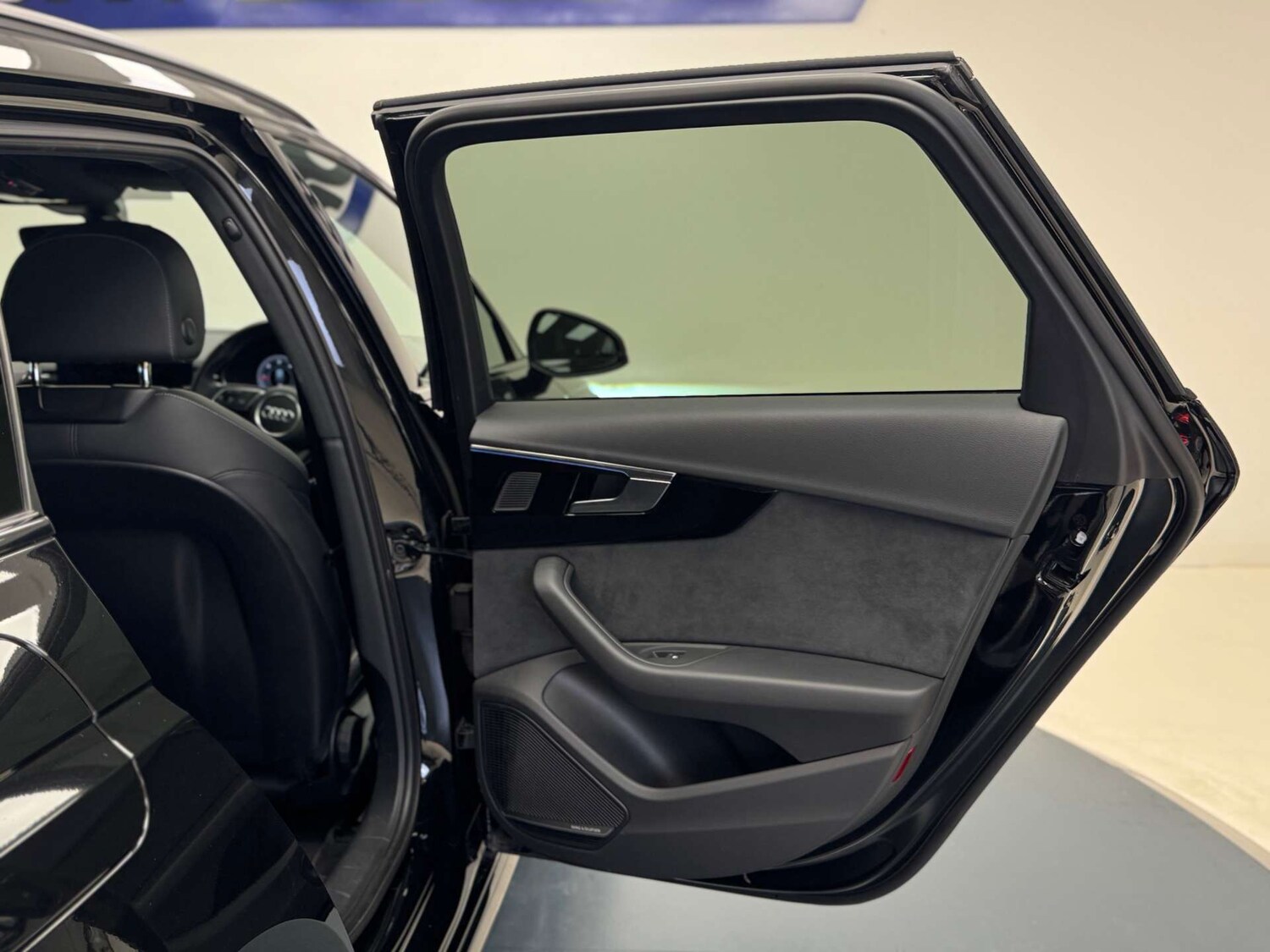 Used Audi A4 2022 for sale - 76280355: Photo 22