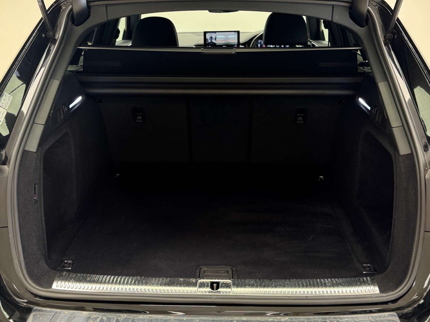 Used Audi A4 2022 for sale - 76280355: Photo 31