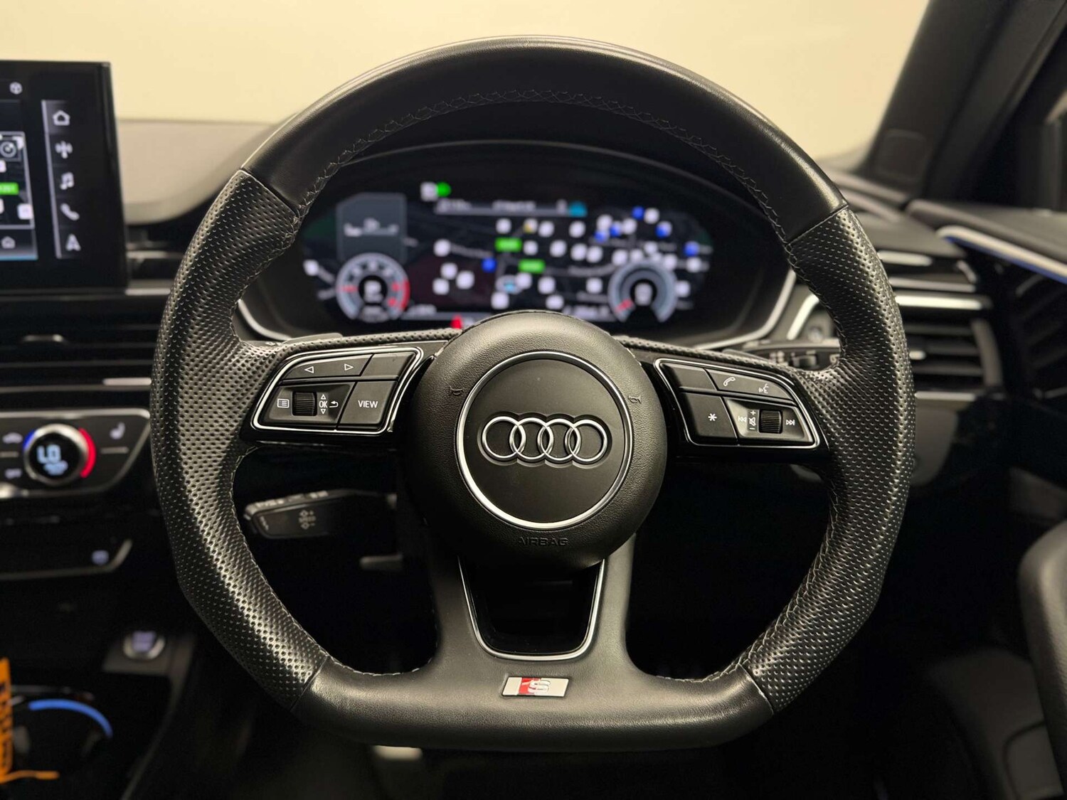 Used Audi A4 2022 for sale - 76280355: Photo 33