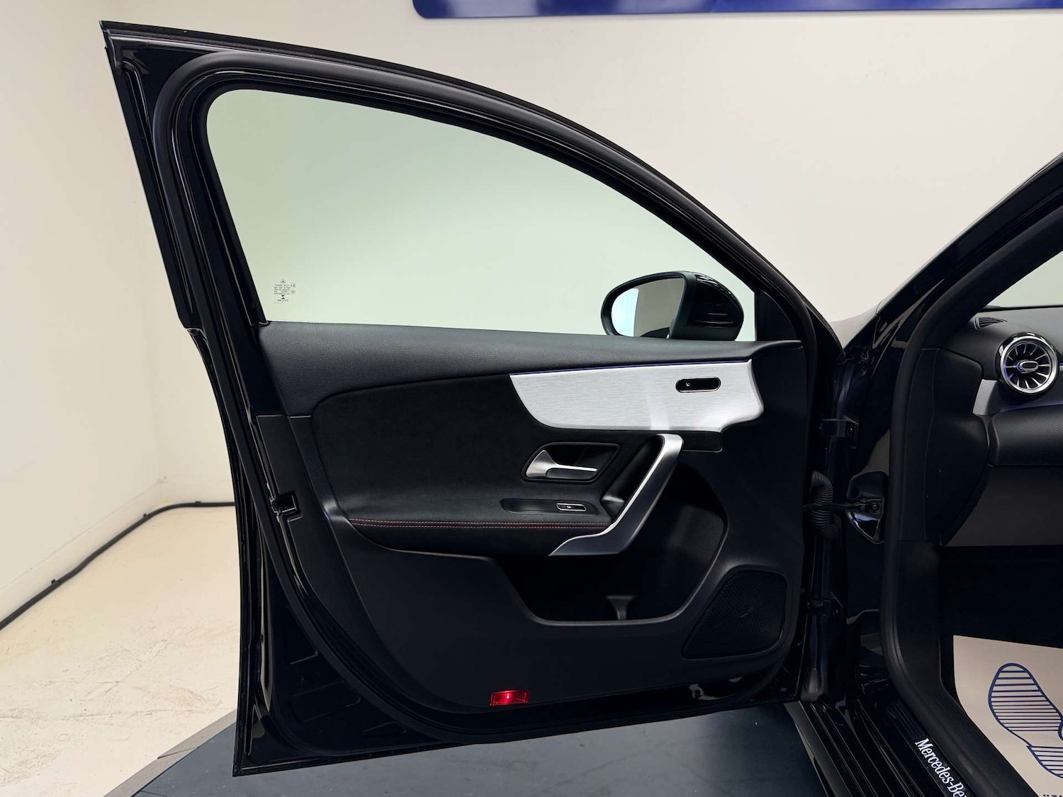 Used Mercedes-Benz A-Class 2019 for sale - 76438960: Photo 29