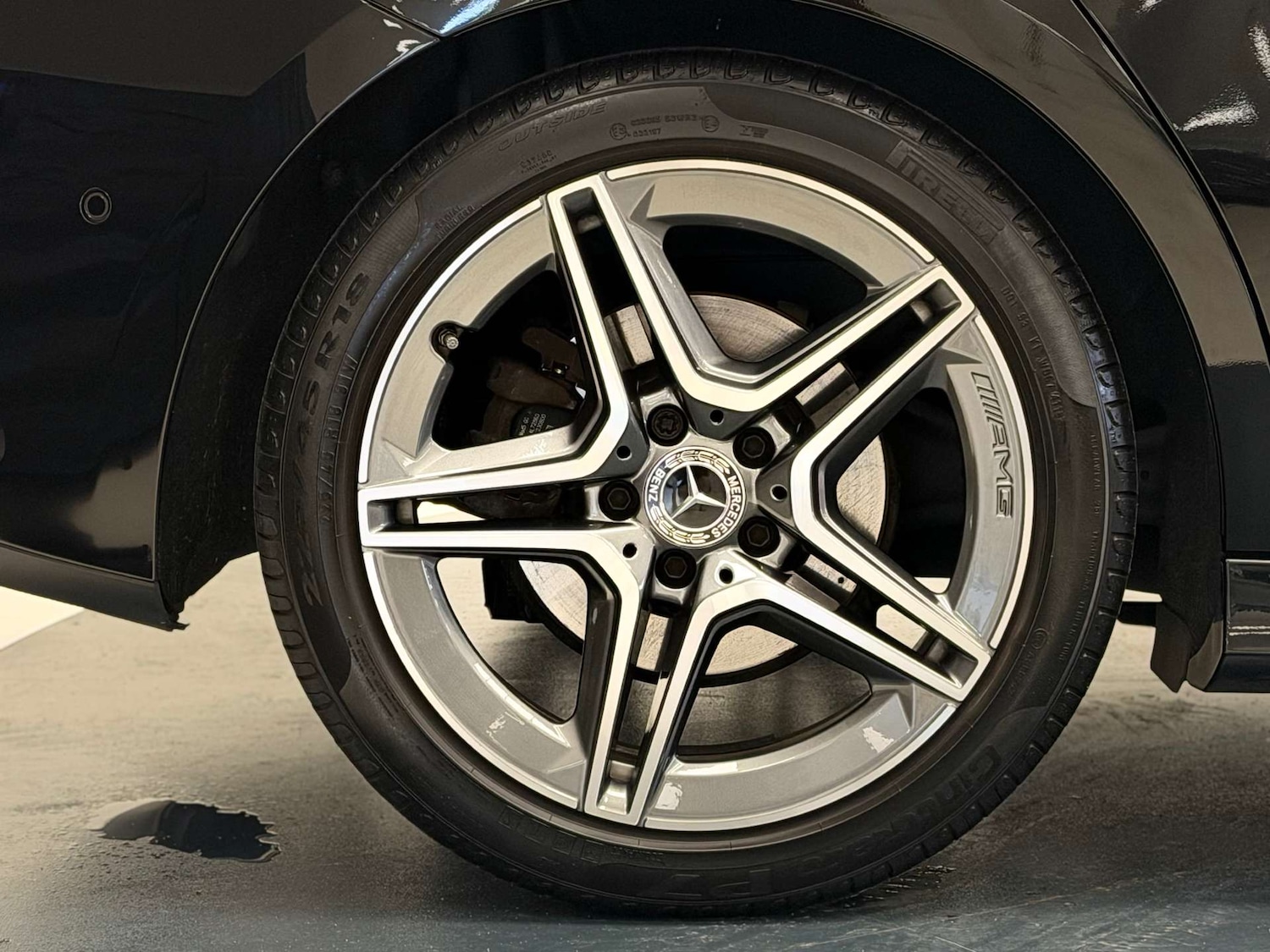 Used Mercedes-Benz A-Class 2019 for sale - 76438960: Photo 32