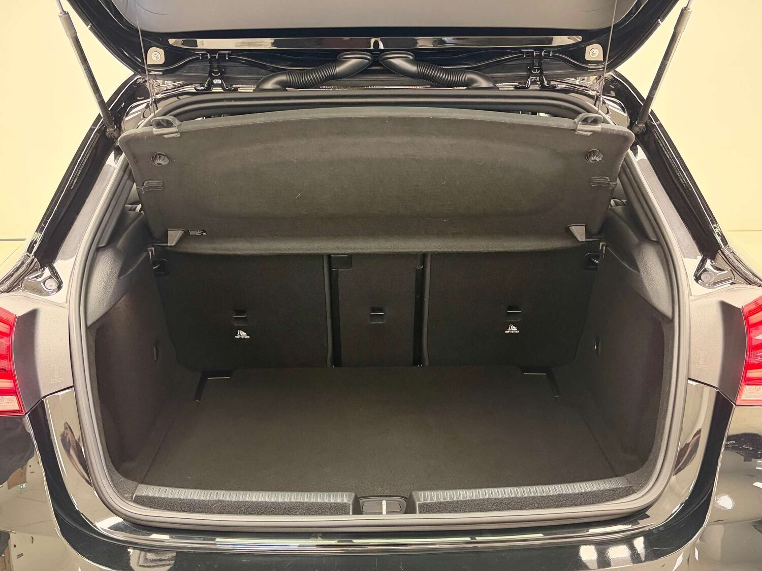 Used Mercedes-Benz A-Class 2019 for sale - 76438960: Photo 37