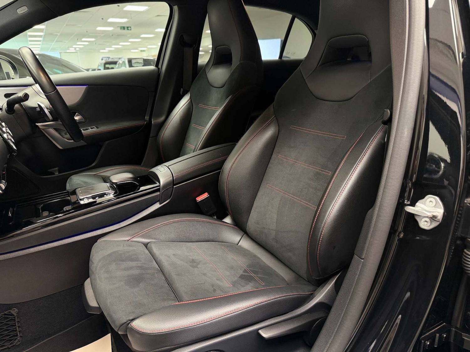 Used Mercedes-Benz A-Class 2019 for sale - 76438960: Photo 43