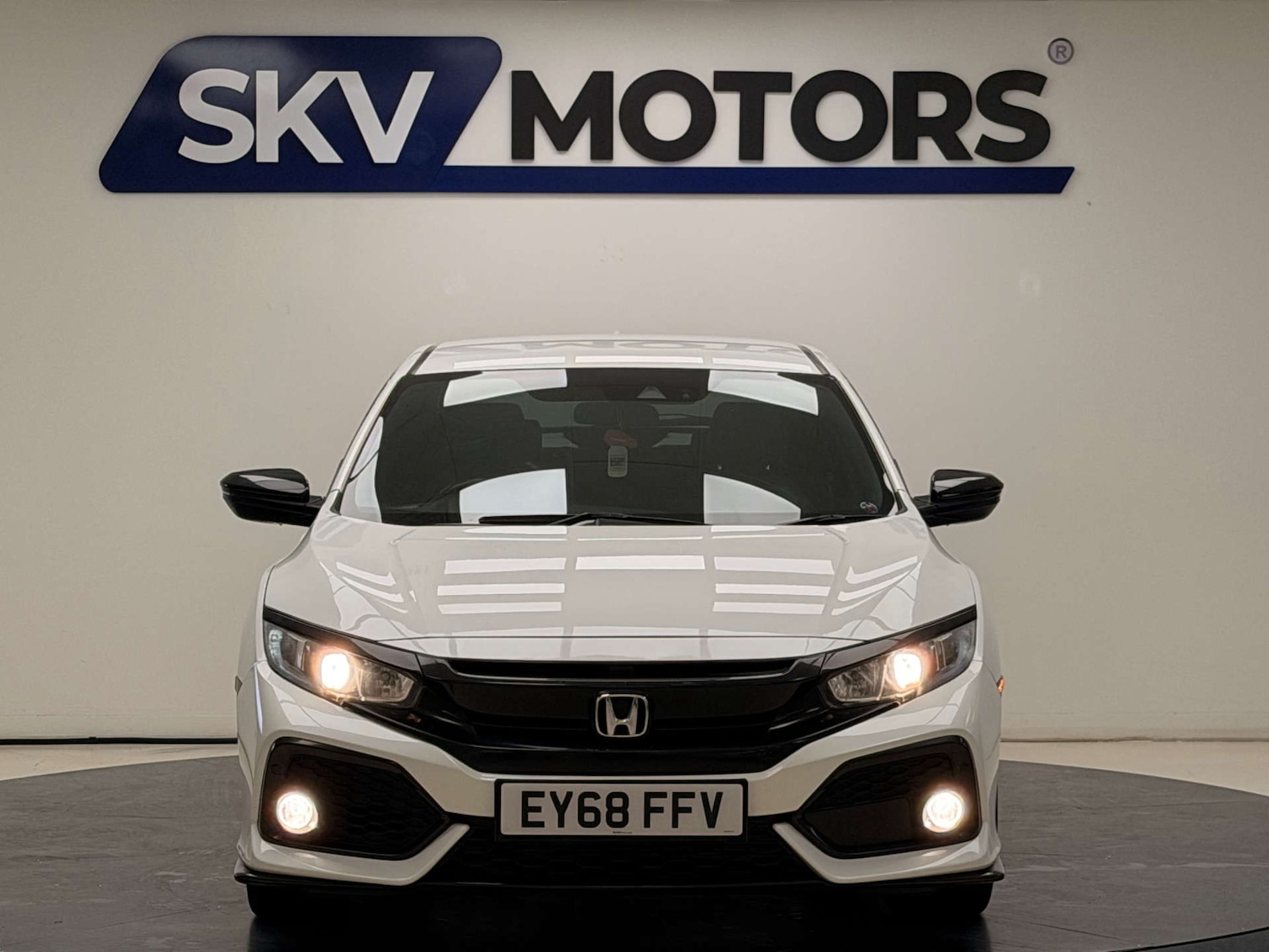 Used Honda Civic 2019 for sale - 77984301: Photo 2