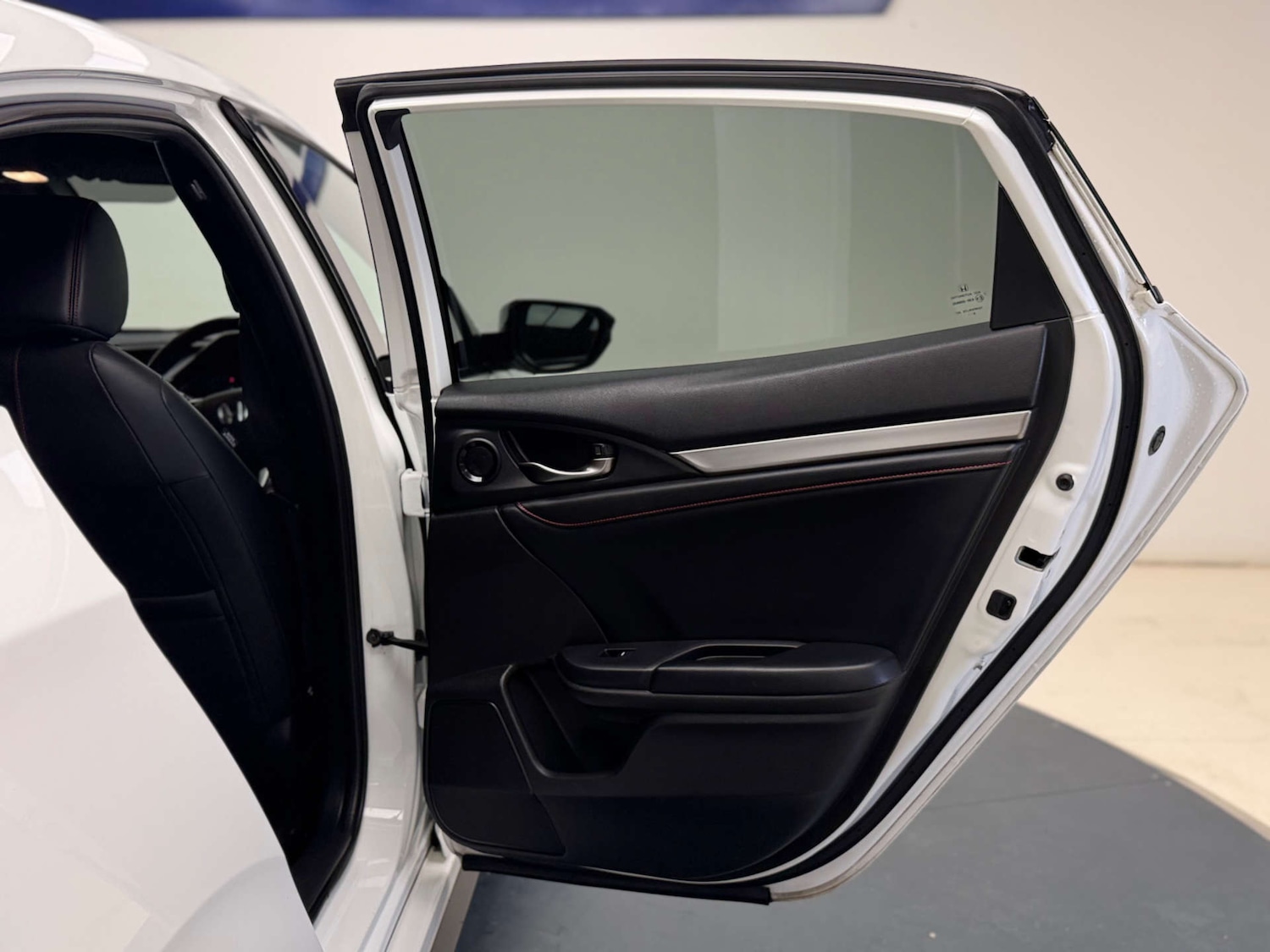 Used Honda Civic 2019 for sale - 77984301: Photo 25