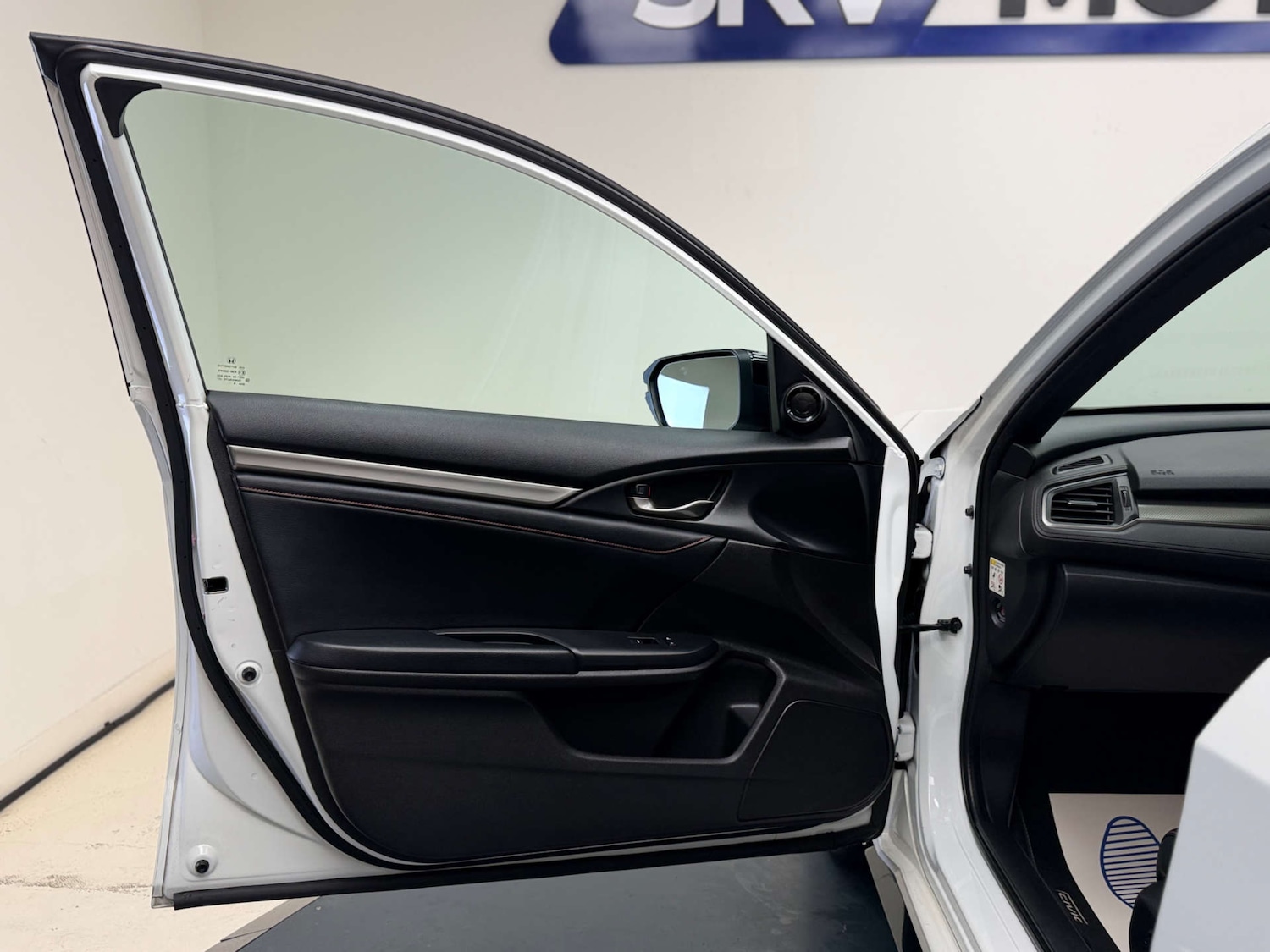 Used Honda Civic 2019 for sale - 77984301: Photo 27