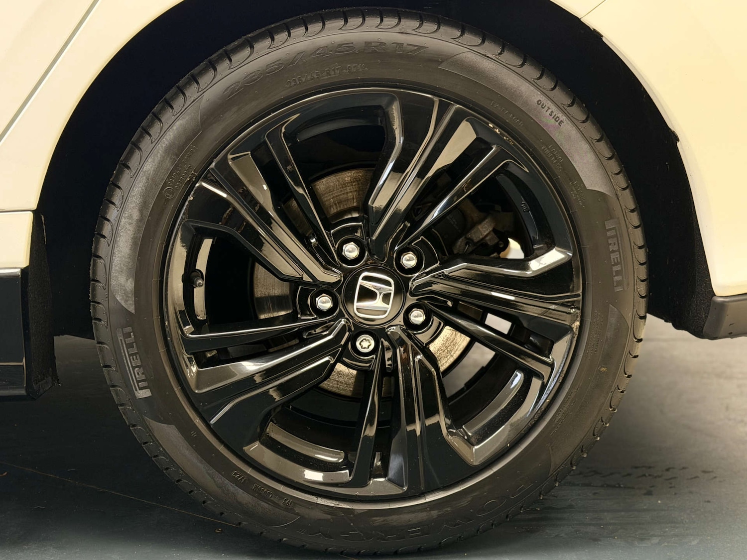 Used Honda Civic 2019 for sale - 77984301: Photo 32