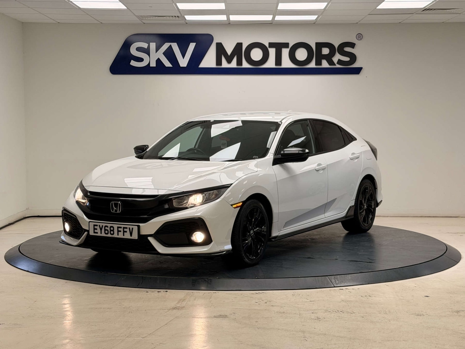 Used Honda Civic 2019 for sale - 77984301: Photo 6