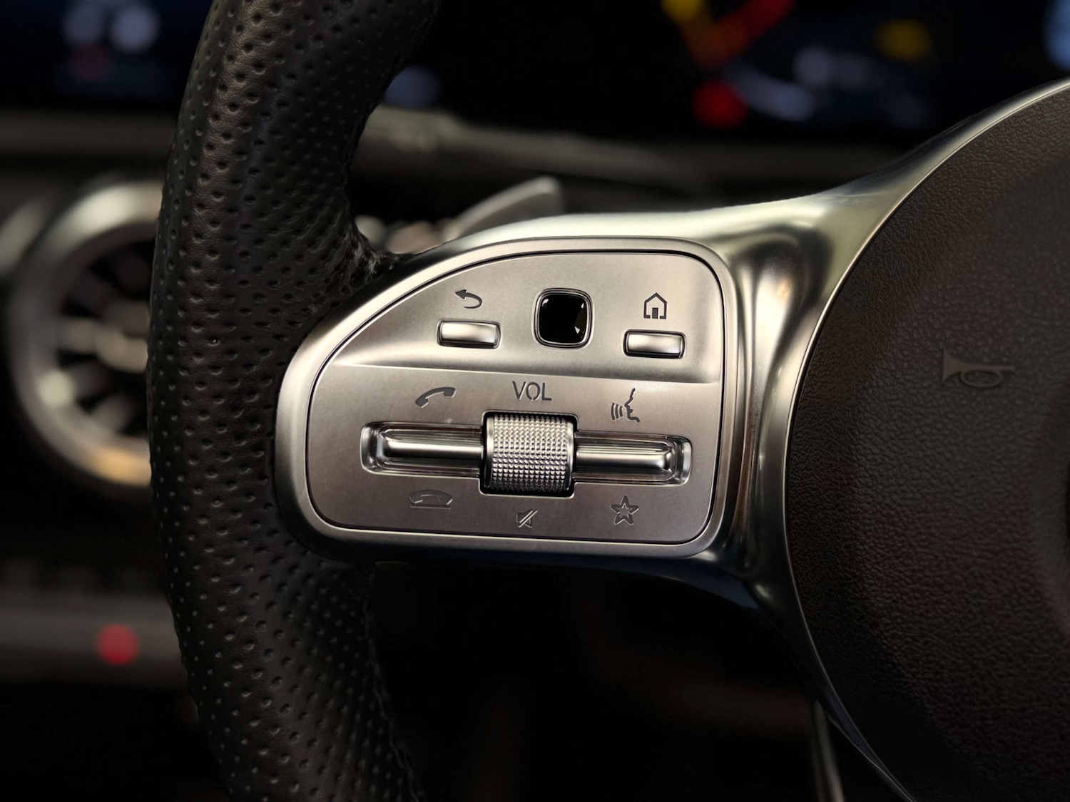 Used Mercedes-Benz CLA 2022 for sale - 77289460: Photo 27