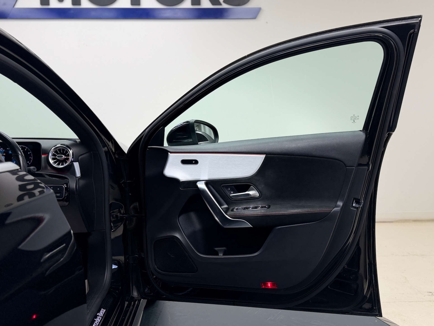 Used Mercedes-Benz A-Class 2018 for sale - 77423719: Photo 29