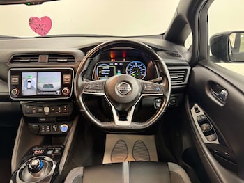 Used Nissan Leaf 2020 for sale - 75976135: Photo
