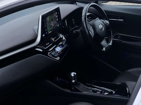 Used Toyota C-HR 2017 for sale - 74126675: Photo 15