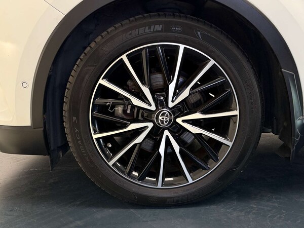 Used Toyota C-HR 2017 for sale - 74126675: Photo 33