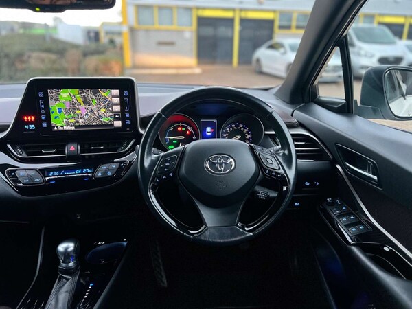 Used Toyota C-HR 2017 for sale - 74126675: Photo 40
