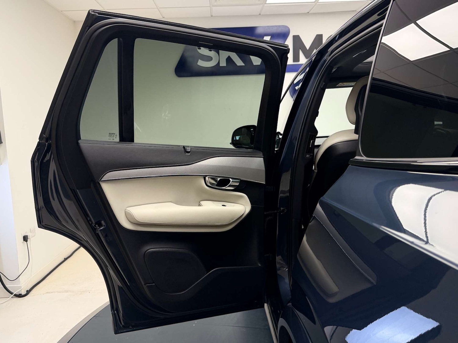 Used Volvo XC90 2021 for sale - 76547294: Photo 28