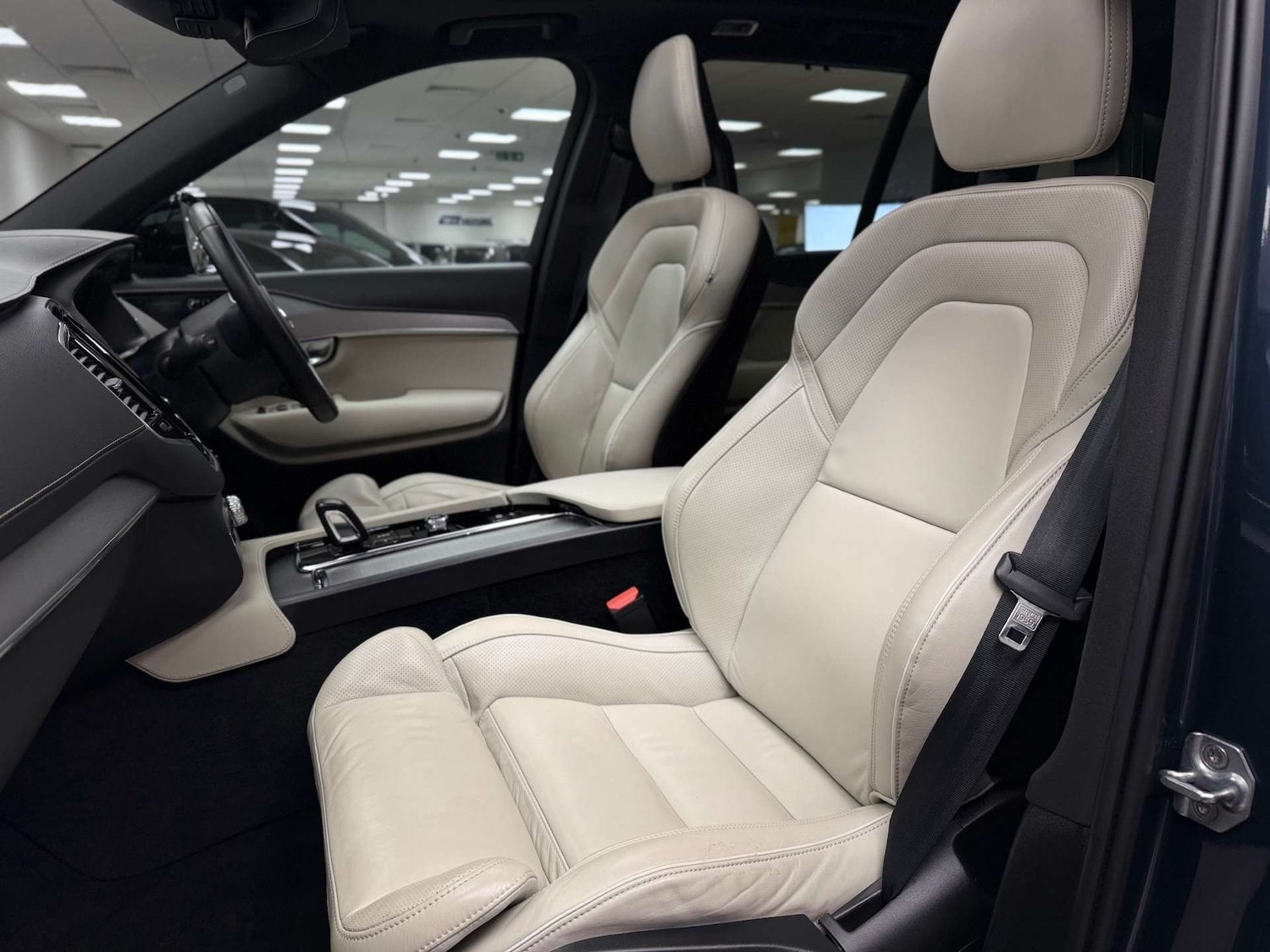 Used Volvo XC90 2021 for sale - 76547294: Photo 45