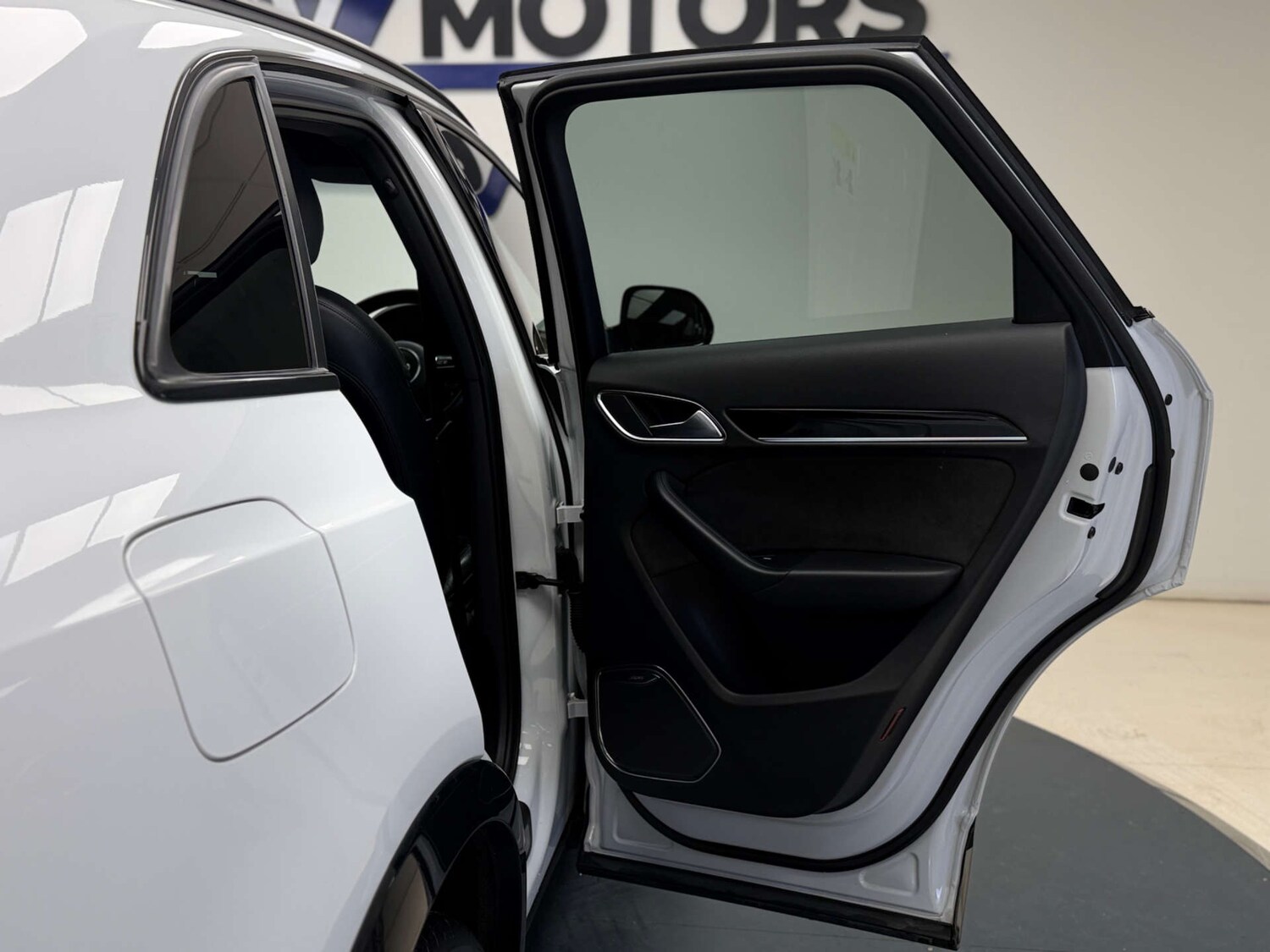 Used Audi Q3 2017 for sale - 77478277: Photo 27