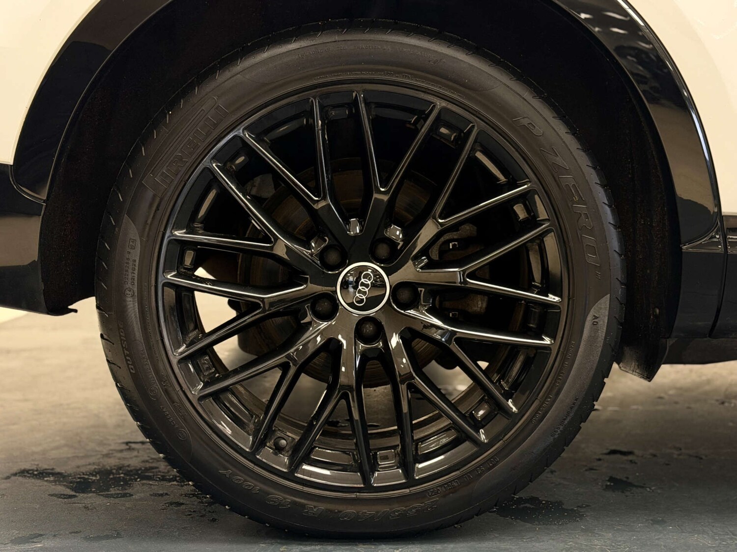 Used Audi Q3 2017 for sale - 77478277: Photo 33