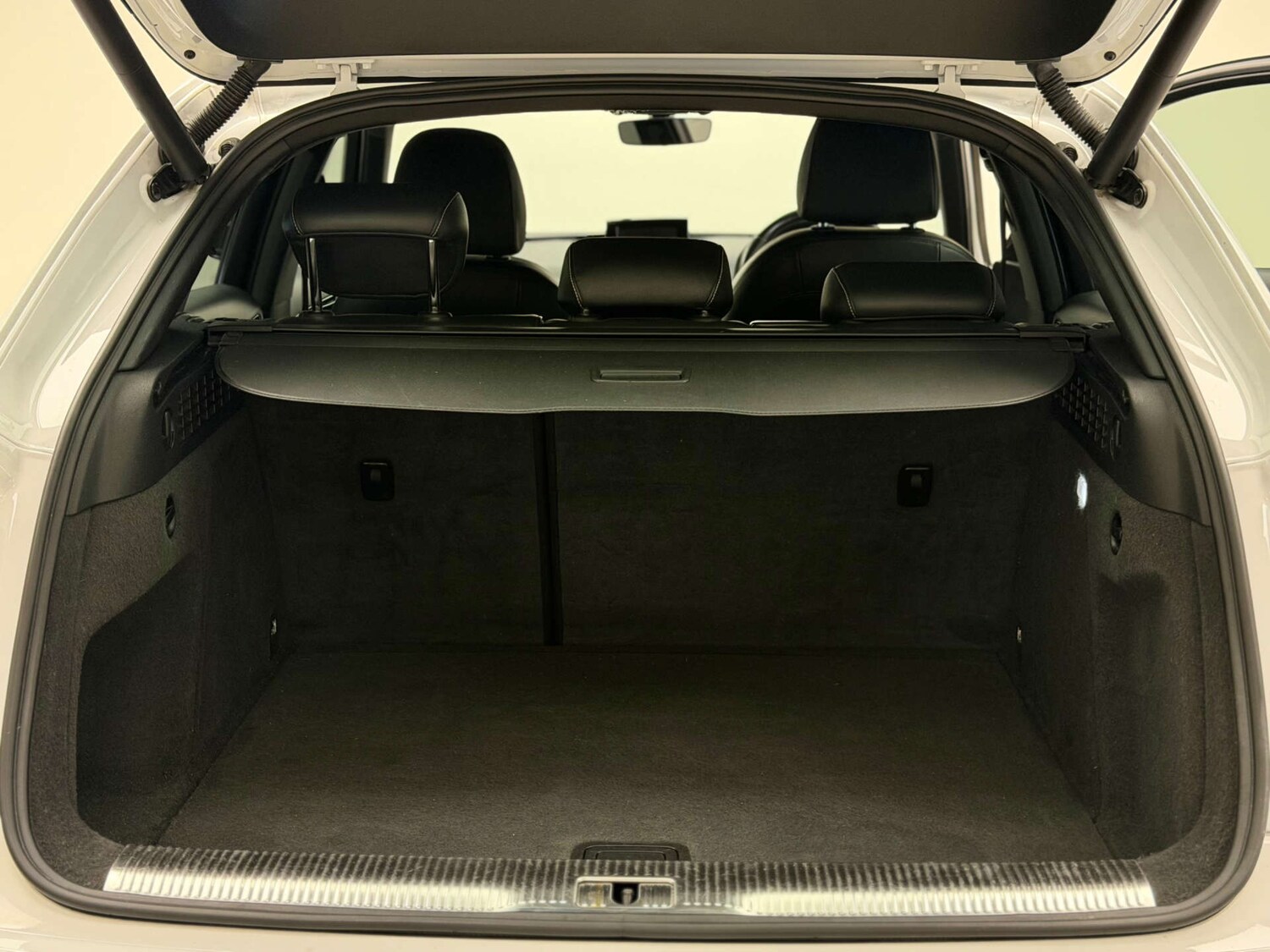 Used Audi Q3 2017 for sale - 77478277: Photo 38