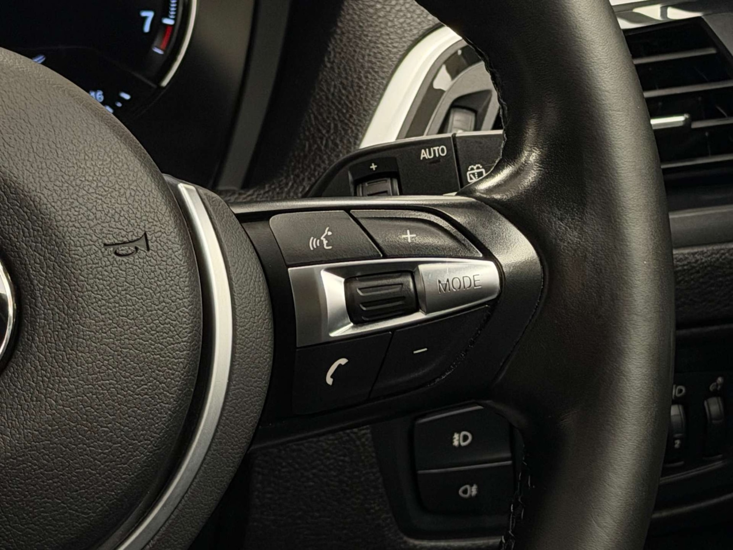 Used BMW 1 Series 2019 for sale - 76558361: Photo 23