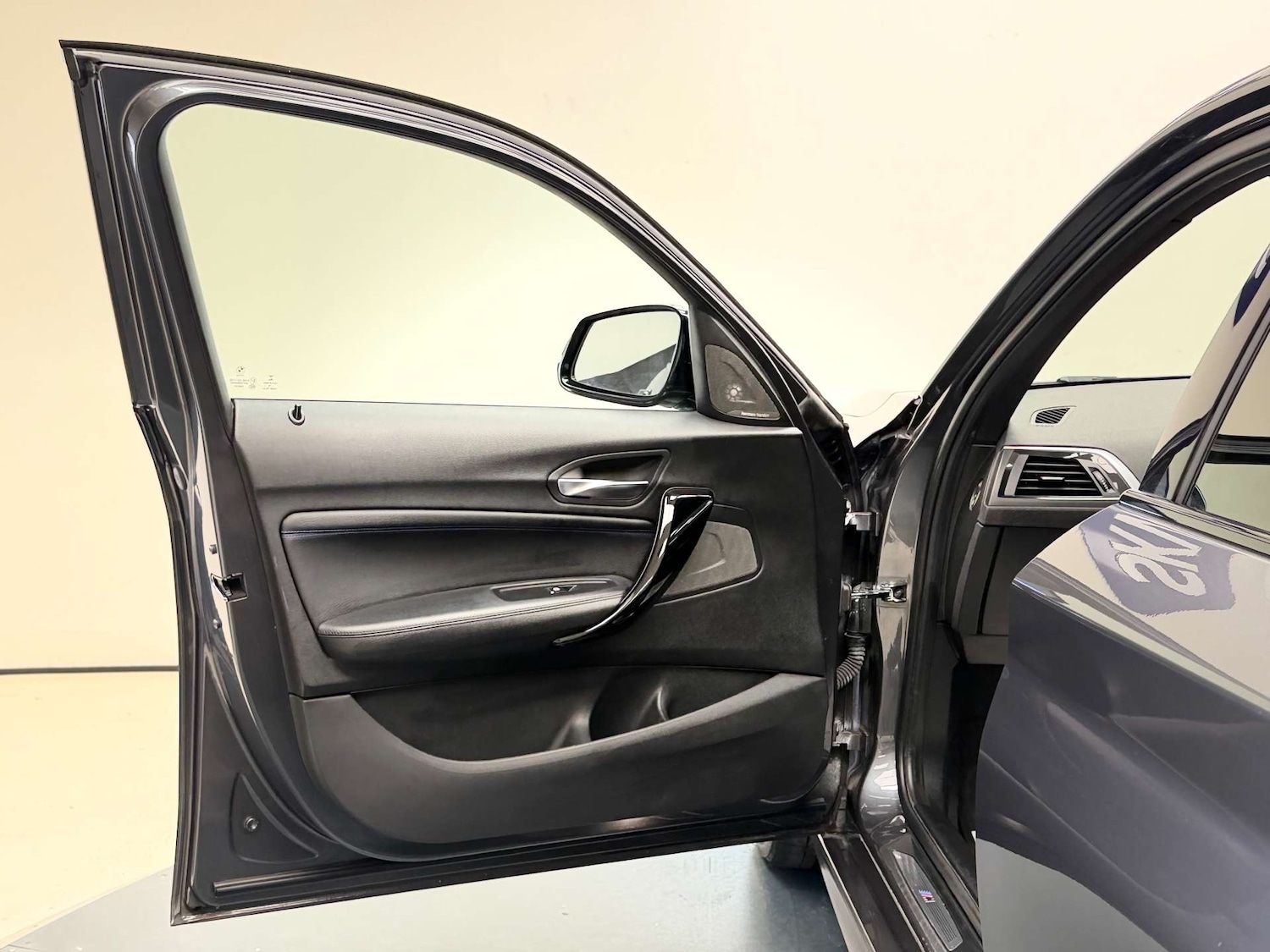 Used BMW 1 Series 2019 for sale - 76558361: Photo 28