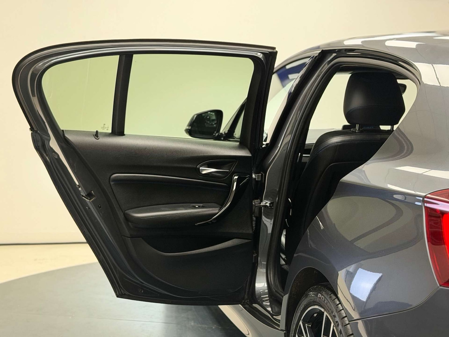 Used BMW 1 Series 2019 for sale - 76558361: Photo 31