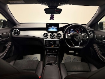 Used Mercedes-Benz GLA 2019 for sale - 79072875: Photo