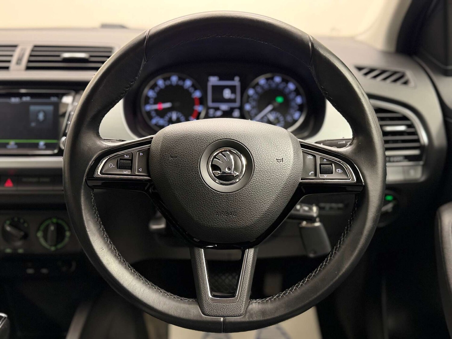 Used Skoda Fabia 2015 for sale - 76604250: Photo 34