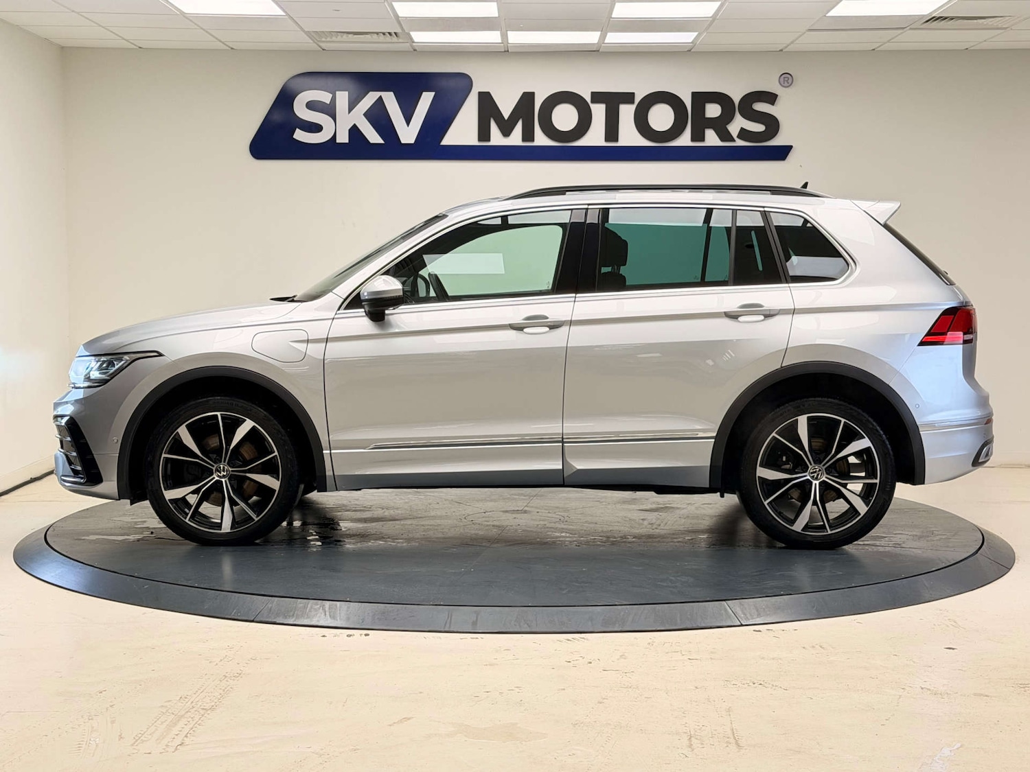 Used Volkswagen Tiguan 2023 for sale - 77140918: Photo 14
