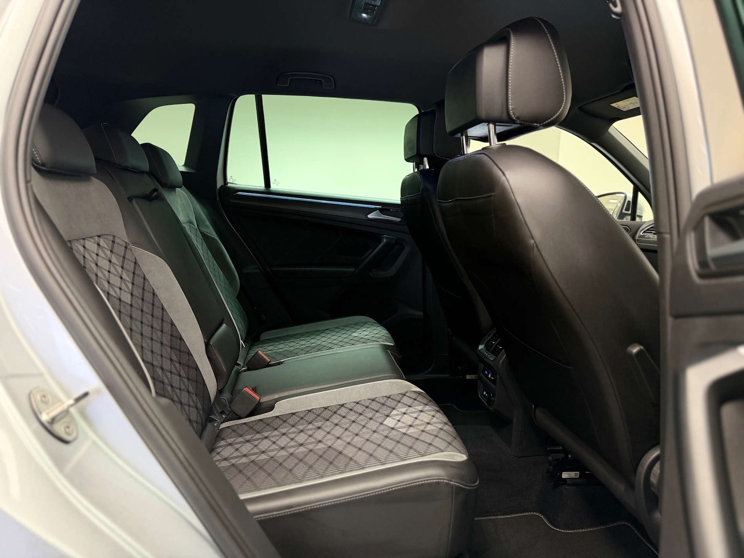 Used Volkswagen Tiguan 2023 for sale - 77140918: Photo 23