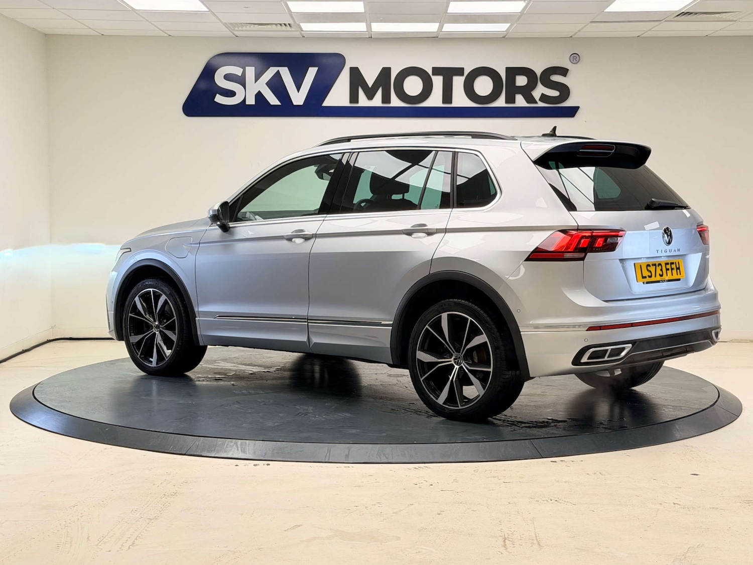 Used Volkswagen Tiguan 2023 for sale - 77140918: Photo 3