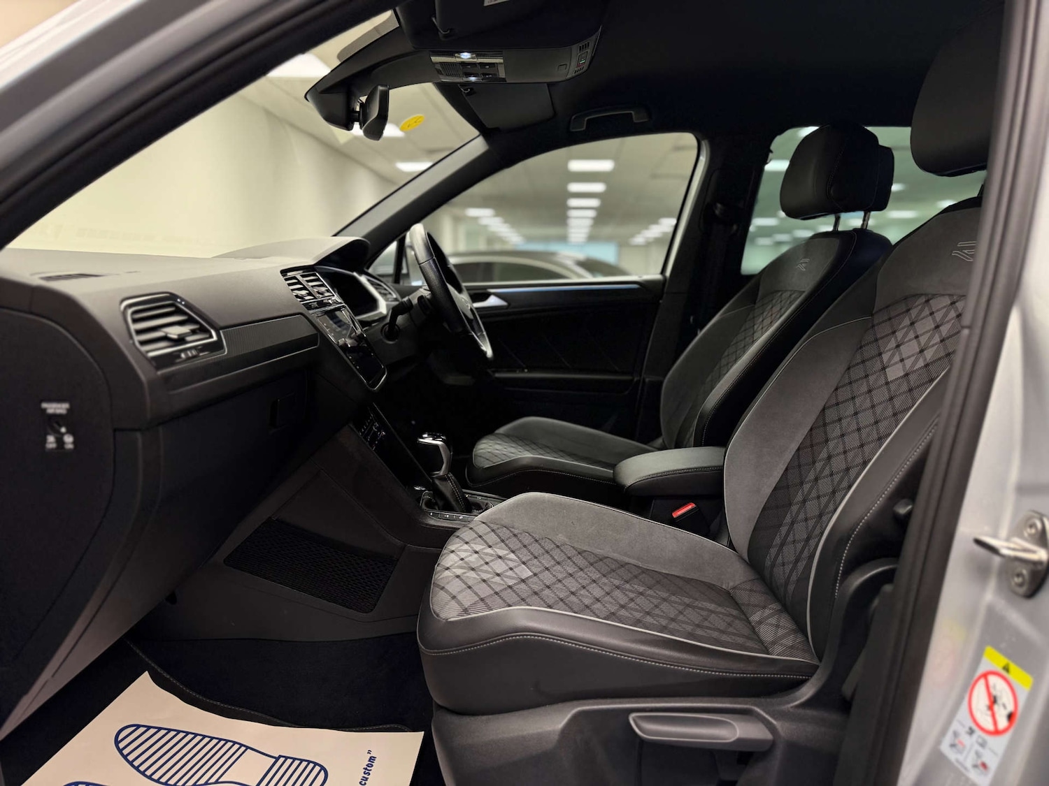 Used Volkswagen Tiguan 2023 for sale - 77140918: Photo 41