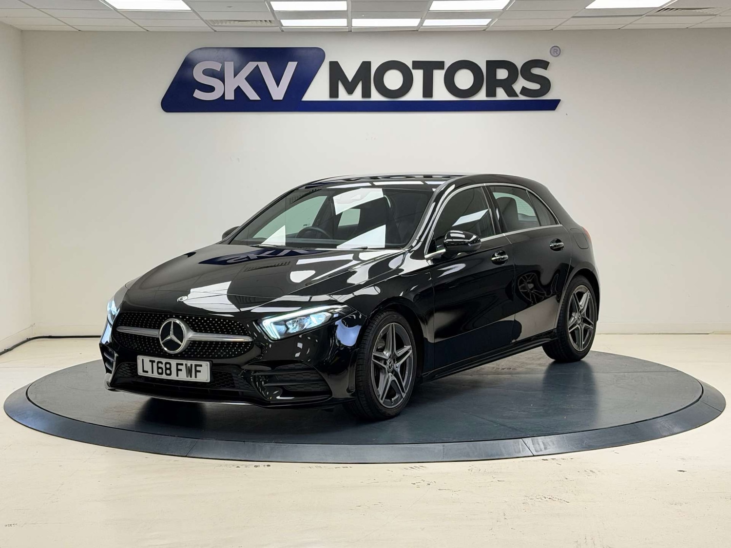 Used Mercedes-Benz A-Class 2018 for sale - 76369449: Photo 11