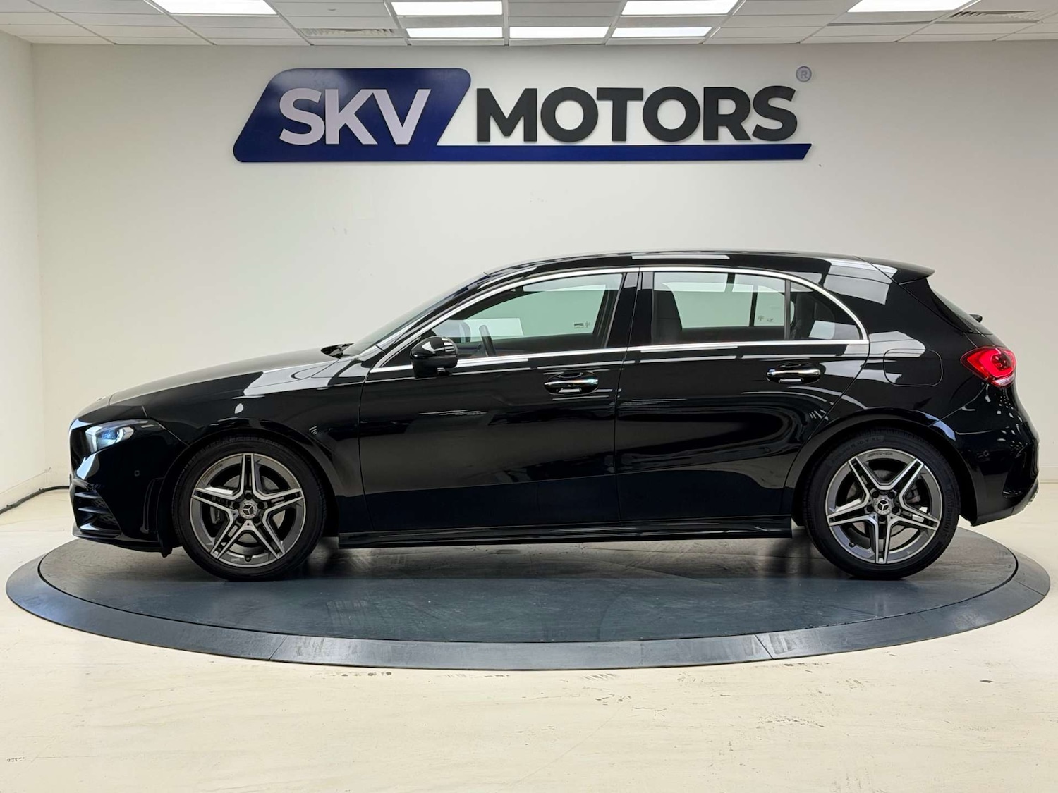 Used Mercedes-Benz A-Class 2018 for sale - 76369449: Photo 12