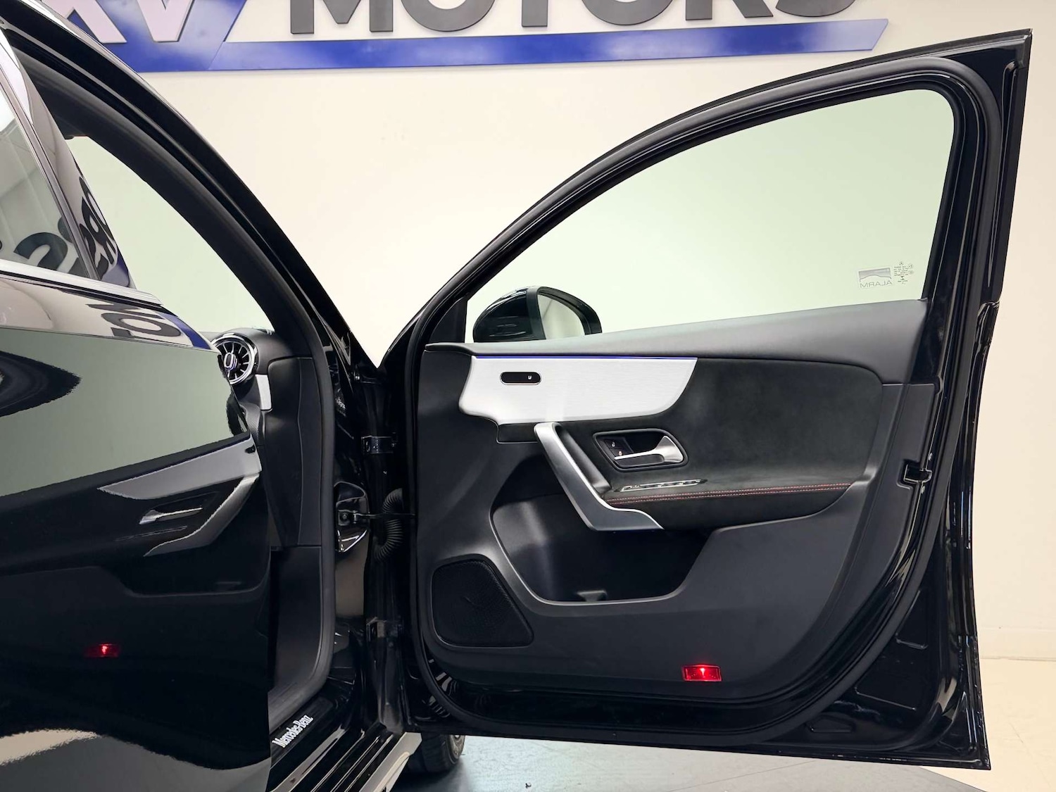 Used Mercedes-Benz A-Class 2018 for sale - 76369449: Photo 27