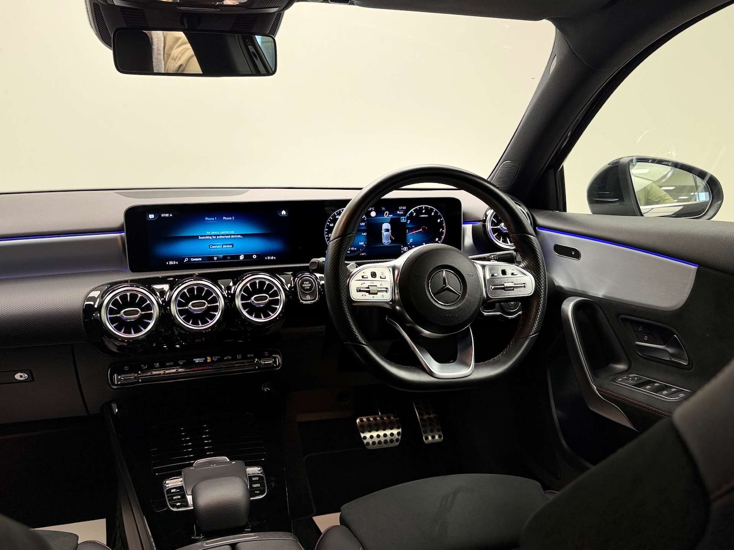 Used Mercedes-Benz A-Class 2018 for sale - 76369449: Photo 4