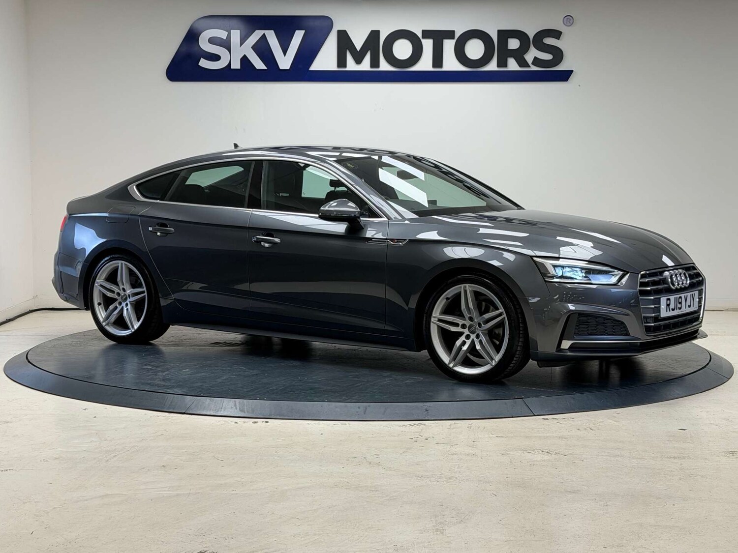 Used Audi A5 2019 for sale - 77578899: Photo 8