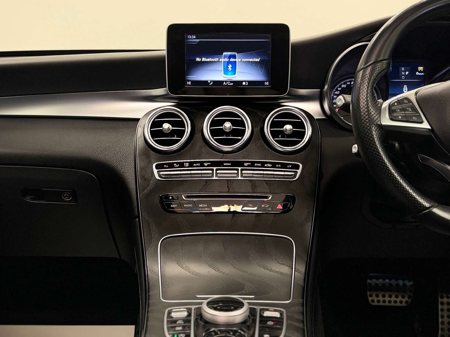 Used Mercedes-Benz GLC 2018 for sale - 77934096: Photo 47