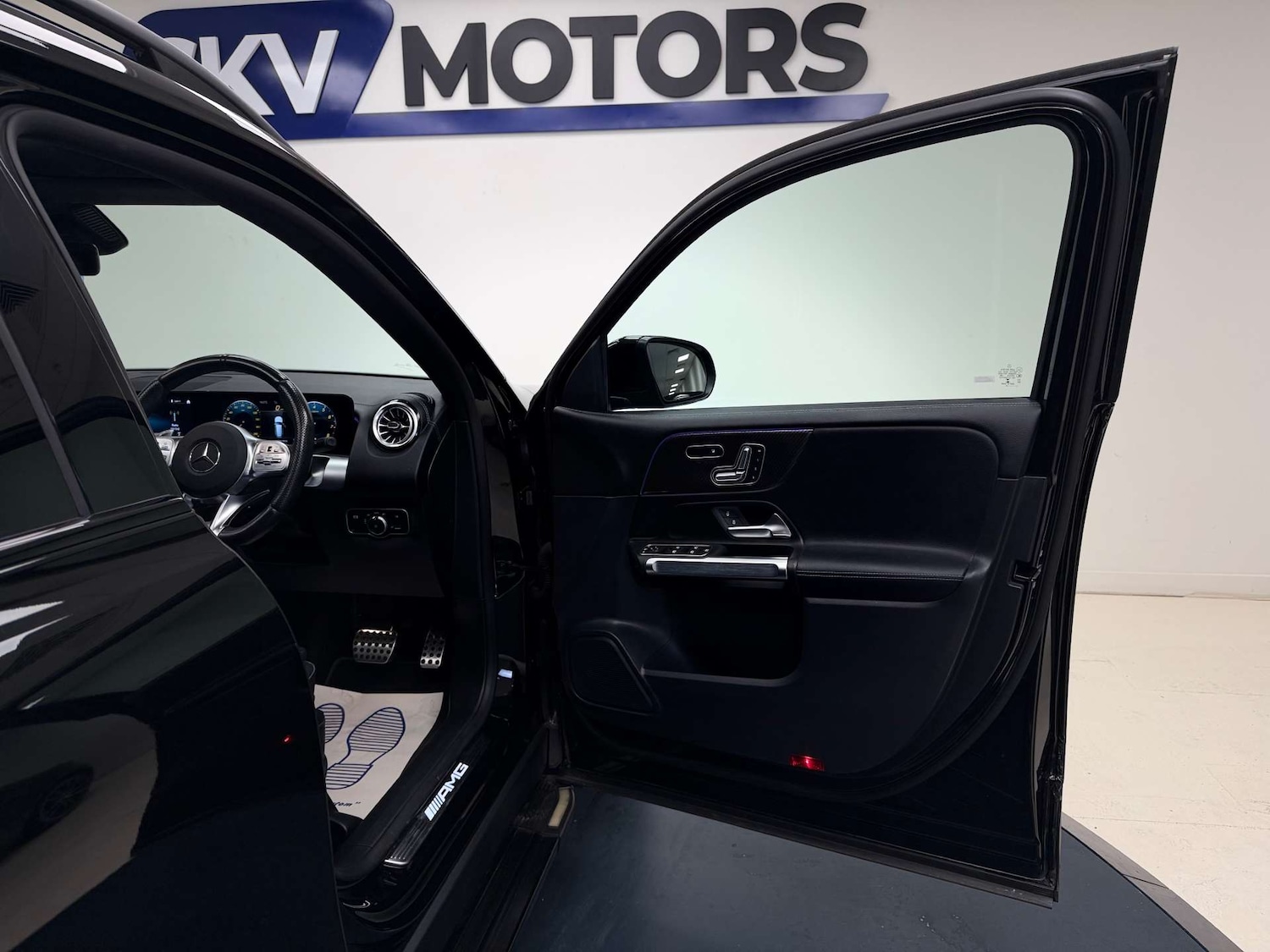 Used Mercedes-Benz GLB 2022 for sale - 76521213: Photo 26