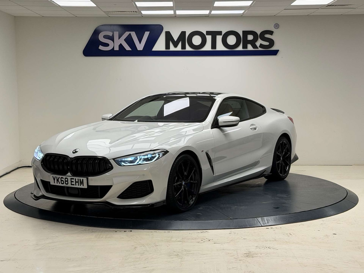 Used BMW 8 Series 2018 for sale - 76354281: Photo 15