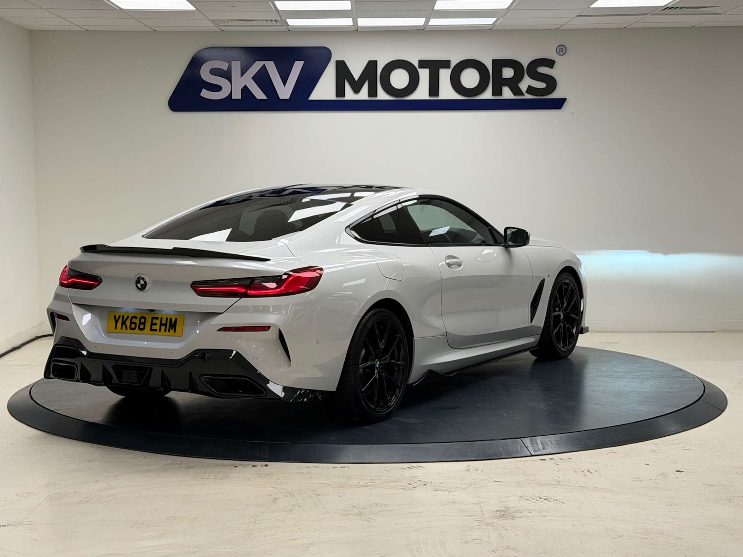 Used BMW 8 Series 2018 for sale - 76354281: Photo 19