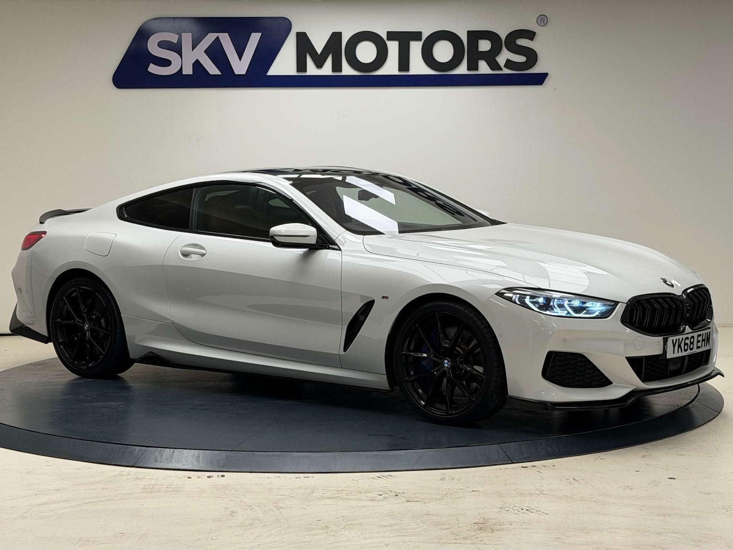 Used BMW 8 Series 2018 for sale - 76354281: Photo 6